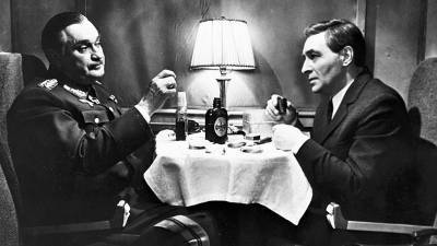 Почему советские разведчики могли так много выпить и не опьянеть