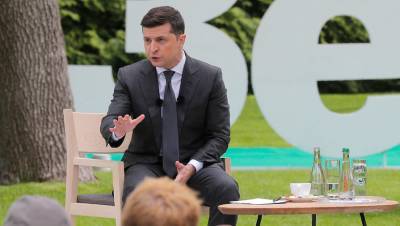 Зеленский убежден, что «настал момент» пригласить Украину в НАТО и ЕС