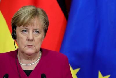 Германия: Ангела Меркель будет вакцинирована AstraZeneca