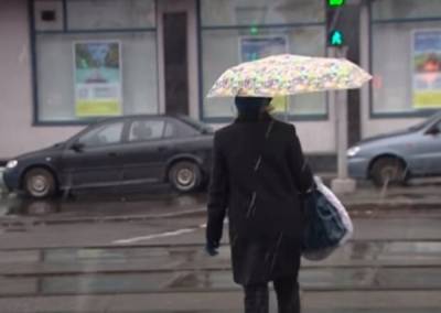 Стихия обрушится на Украину, мокрый снег и дожди испортят настроение: в какие регионы вернется зима