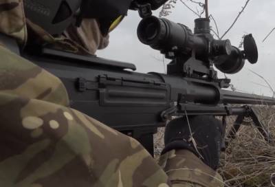 Курсанты-снайперы проходят проверку в Ленинградской области