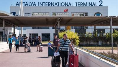 Петербуржцы застряли в Турции из-за отмены рейсов
