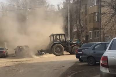 Ярославские коммунальшики устроили пыльную бурю