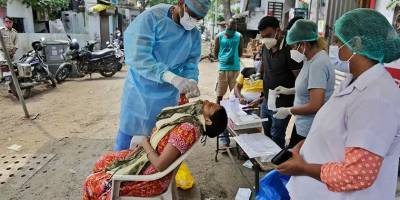 Коронавирус в мире: в Индии эпидемия близка к выходу из-под контроля