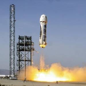В США прошли испытания ракеты Безоса для космотуризма