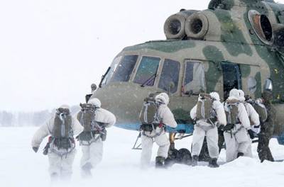 Ответ на учения НАТО: Российский спецназ устроил штурм Арктики
