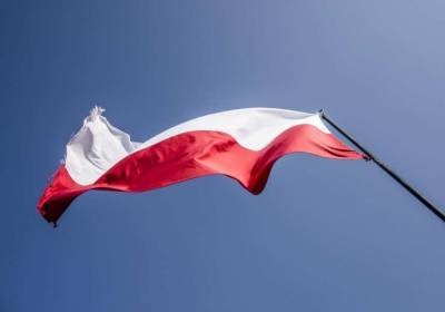 «Это эхо санкций США»: Москва осудила решение Польши выслать трех российских дипломатов