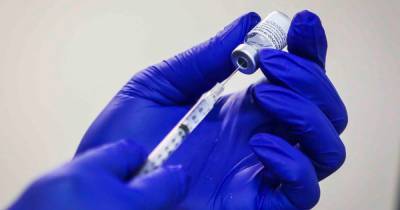 Украина получила первую партию вакцины Pfizer
