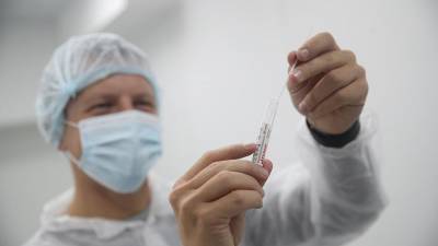 В России за сутки выявили 8 995 новых случаев коронавируса