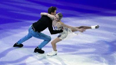 Синицина и Кацалапов победили в танцах на льду на командном ЧМ