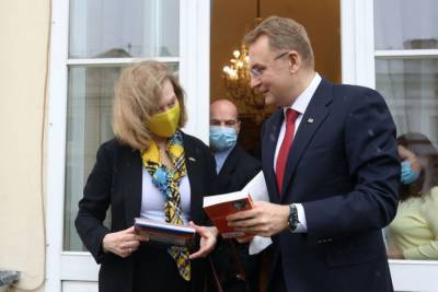 Говорили о развитии Львова и инвестициях: Садовой встретился с послом США – фото