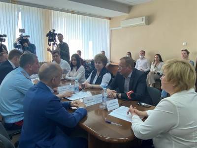 Общественная палата региона подписала первые соглашения с партиями и НКО о наблюдении за выборами