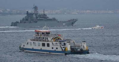 Россия направила в Черное море еще военных два корабля