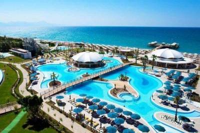 Рост цен на 50% – туроператоры сравнили цены на курортах РФ после запрета Турции