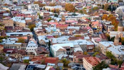 Захватчики тбилисского банка выпустили одного заложника