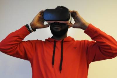 Раскрыты подробности первого VR-шлема от компании Apple