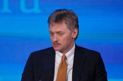 Снижение напряженности в Донбассе — не повод для успокоения, заявил Песков