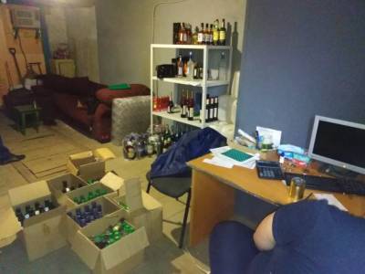 Склад контрафактного алкоголя накрыли липецкие полицейские