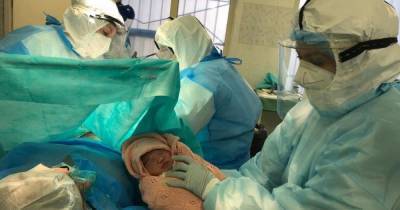 "Дети будут жить с мамой": в Мечникова в Днепре спасли роженицу с тяжелой формой коронавируса
