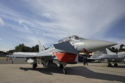 Avia.pro: НАТО скрытно перебросило на Украину истребители Eurofighter Typhoon