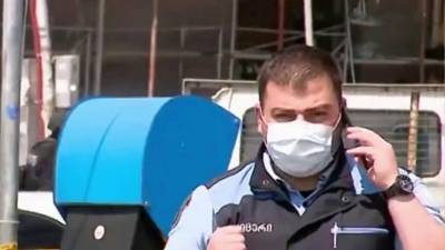Драма с захватом заложников и штурмом развернулась в одном из городских банков в Тбилиси