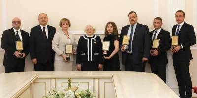 Директора лучших управляющих компания Петербурга получили награды