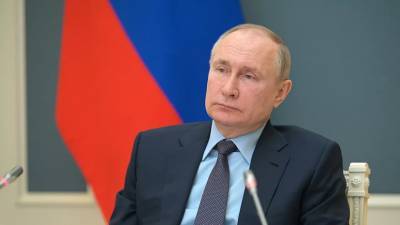 Путин обсудил с Совбезом планы военного строительства