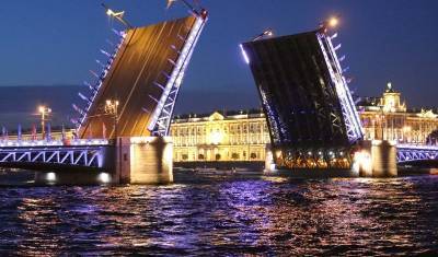 Мосты в Санкт-Петербурге начали разводить по постоянному графику