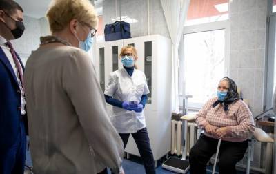 Премьер Литвы обещает больше информации о пользе вакцин на языках нацменьшинств
