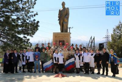 В Казбековском районе стартовала акция «Вахта памяти»