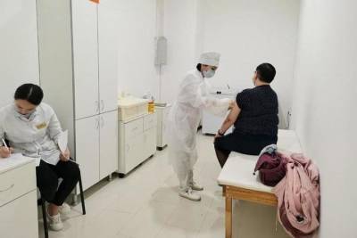 В Астрахани открыли четвертый мобильный пункт вакцинации от COVID-19
