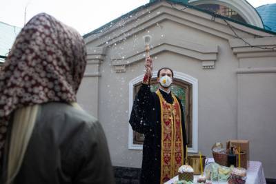 На Пасху в Киеве могут ограничить работу церквей – СМИ