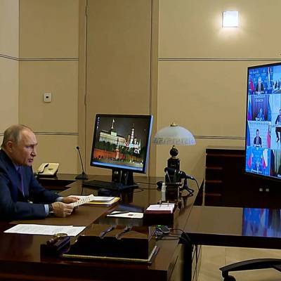 Путин обсудил с Совбезом ответные меры на антироссийские санкции США