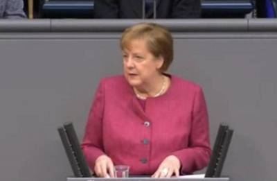 Полный капут! Меркель освистали в бундестаге за новые ограничения и ущемление свобод