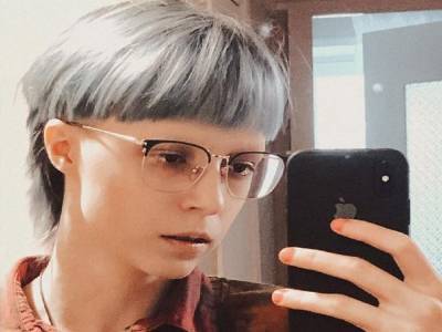 «Я небинарный трансмаскулинный человек Сергей»: дочь Михаила Ефремова шокировала публику признанием