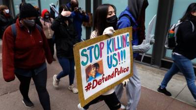 Новые протесты против полицейского насилия в США прошли мирно