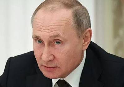 В 2020 году Путин заработал почти 10 млн рублей