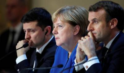 Меркель, Макрон и Зеленский призвали отвести российские войска от границ Украины