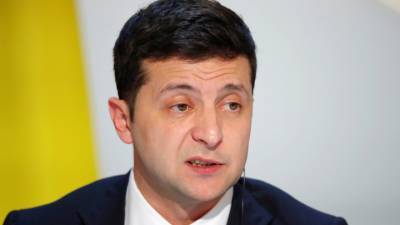 Зеленский: Париж не хочет дружить с Киевом так, как тому бы хотелось