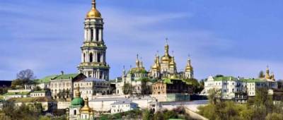 Киевские власти просят церкви проводить богослужения в формате онлайн на фоне приближения Пасхи