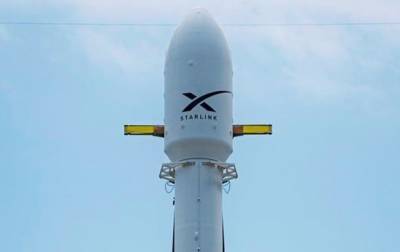 SpaceX получила контракт на разработку космического корабля для высадки астронавтов на Луну и мира