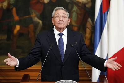 Рауль Кастро уходит с поста руководителя компартии Кубы