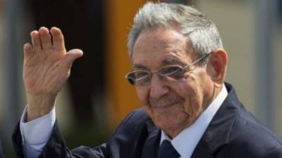 Председатель кубинского Госсовета Рауль Кастро ушел в отставку
