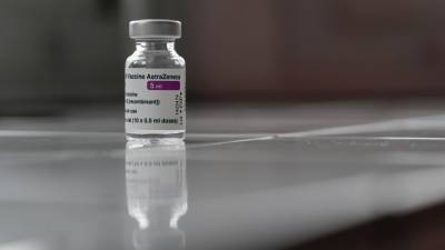 Во Франции восемь человек умерли от тромбоза после вакцины Vaxzervia