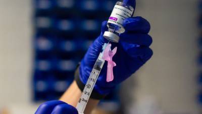 Вакцина от AstraZeneca унесла жизни восьми французов