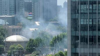 Двое спасателей погибли во время тушения пожара на электростанции в Пекине