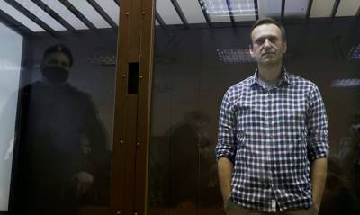 Иностранные актеры, режиссеры и писатели потребовали от Путина предоставить медпомощь Навальному