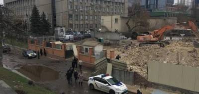 Кто стоит за уничтожением дома Уткина в Киеве: кандидат от "Слуги", экс-нардеп и скандальные застройщики