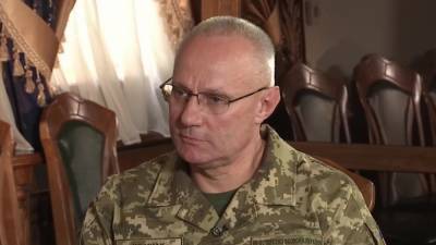 Генерал Хомчак выступил против украинских градоначальников и паники в обществе