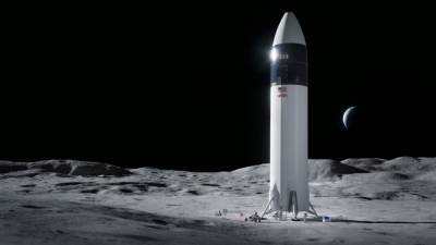 НАСА выбрала SpaceX для возвращения человека на Луну